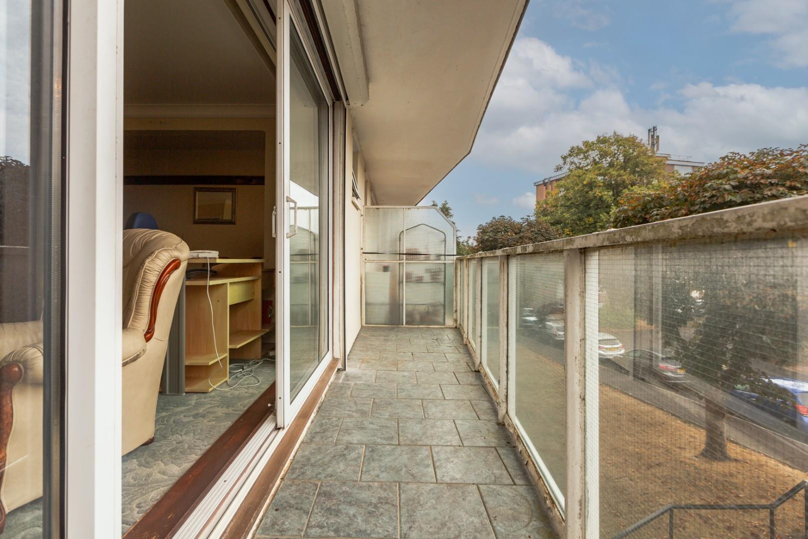 Brynfield Court, Langland, Swansea, SA3 4TF